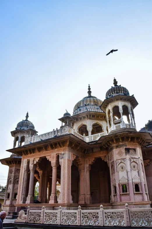 an ornate building with lots of columns in it