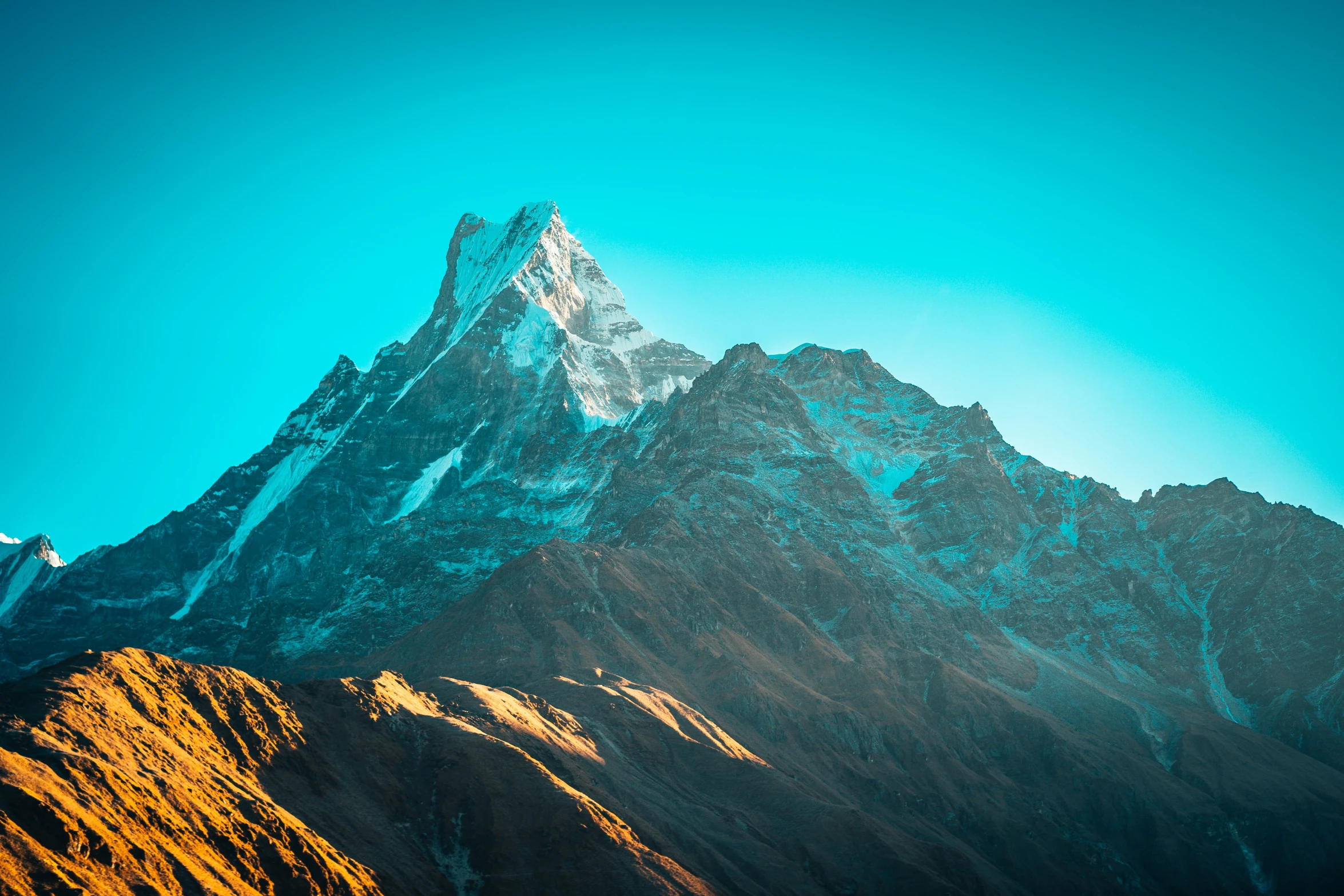 a huge mountain range with very pretty snow on it