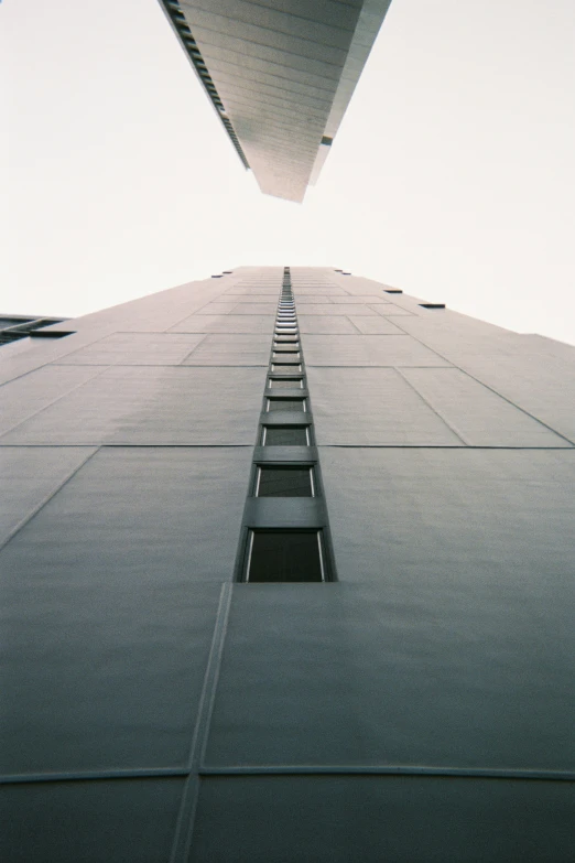 windows on the side of a tall building