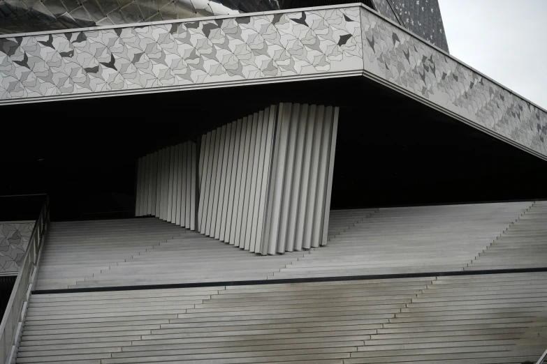 a number of decorative columns on top of a building