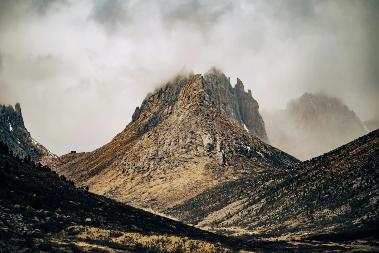 this is an image of mountains in the middle of the afternoon