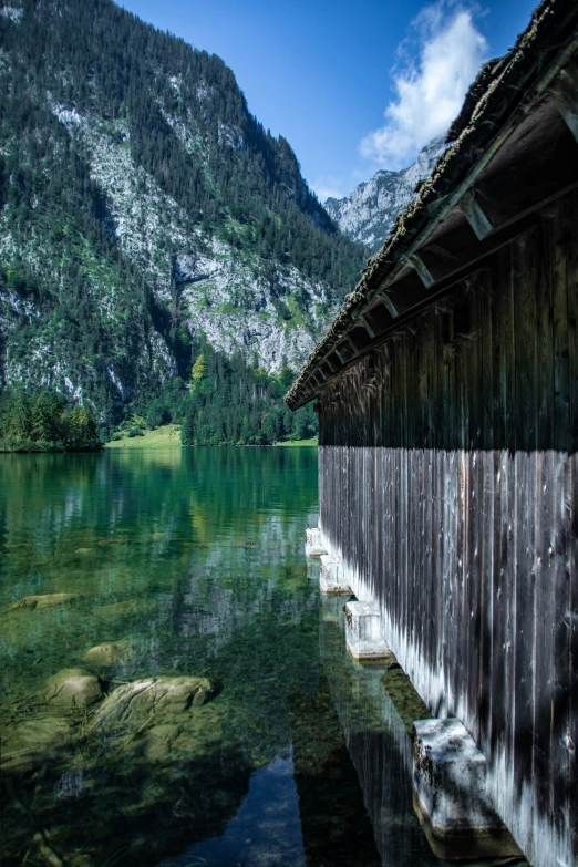 mountains and lakes are reflected in the water