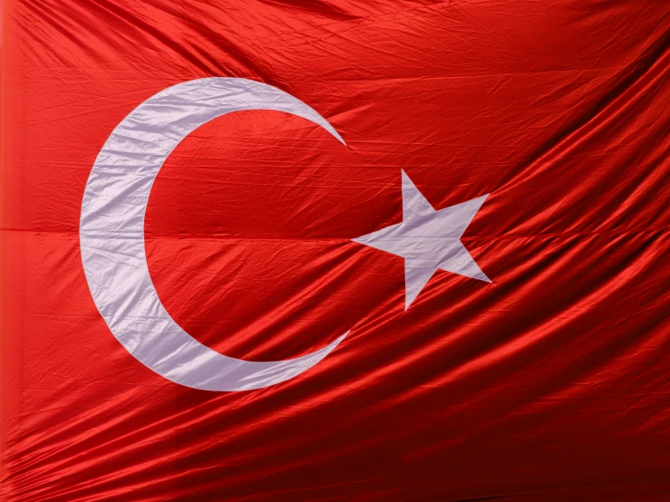 an image of a large turkey flag with a star