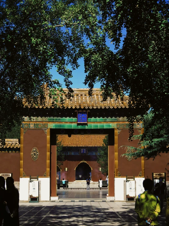 a very large outdoor area with a big gate