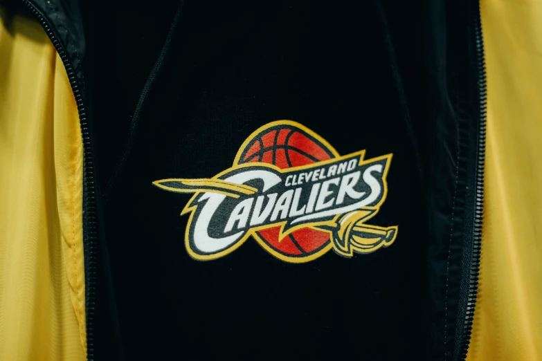 a jacket with the los lakers logo embroidered on it