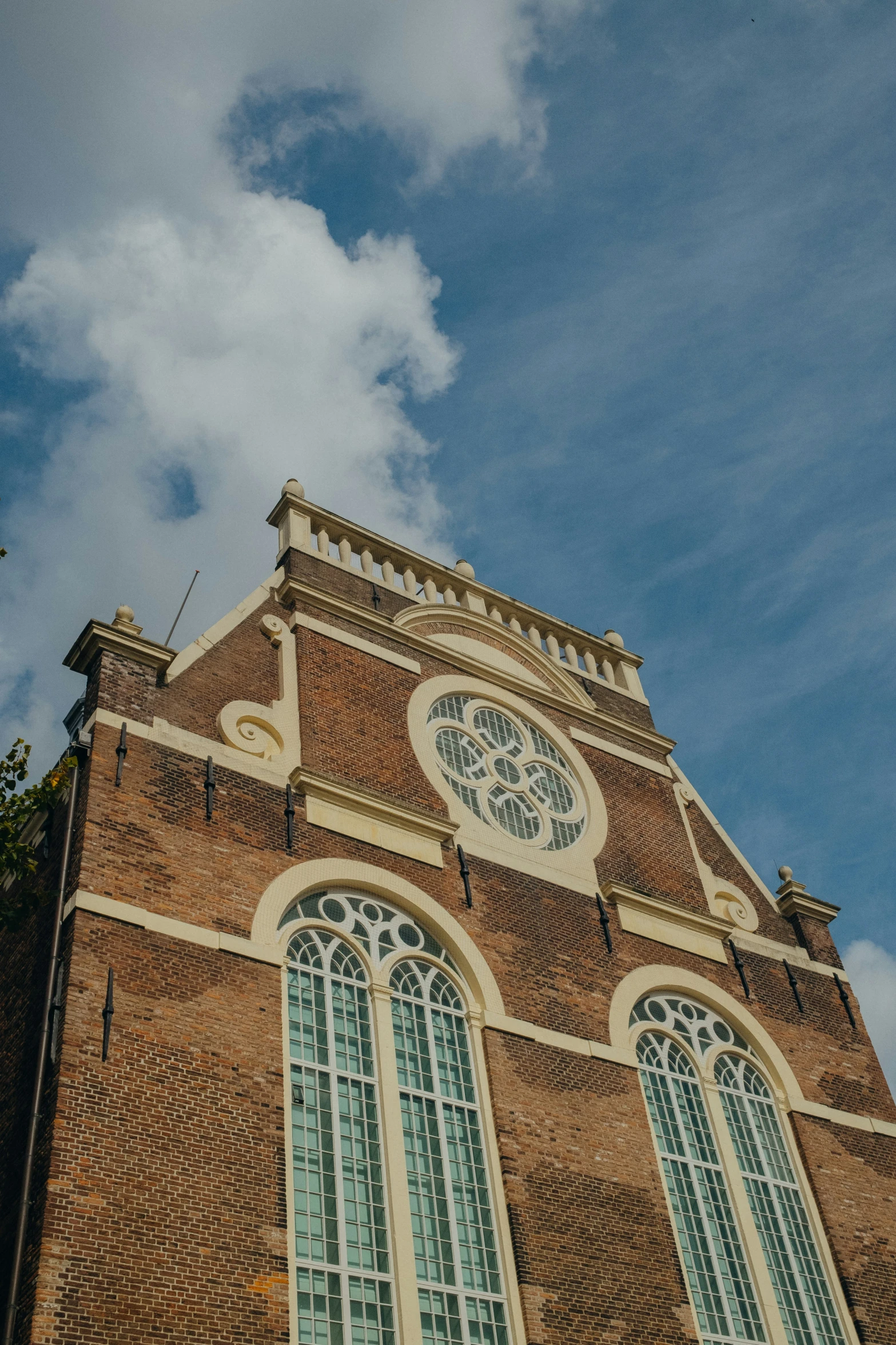 an image of a church looking up at the sky