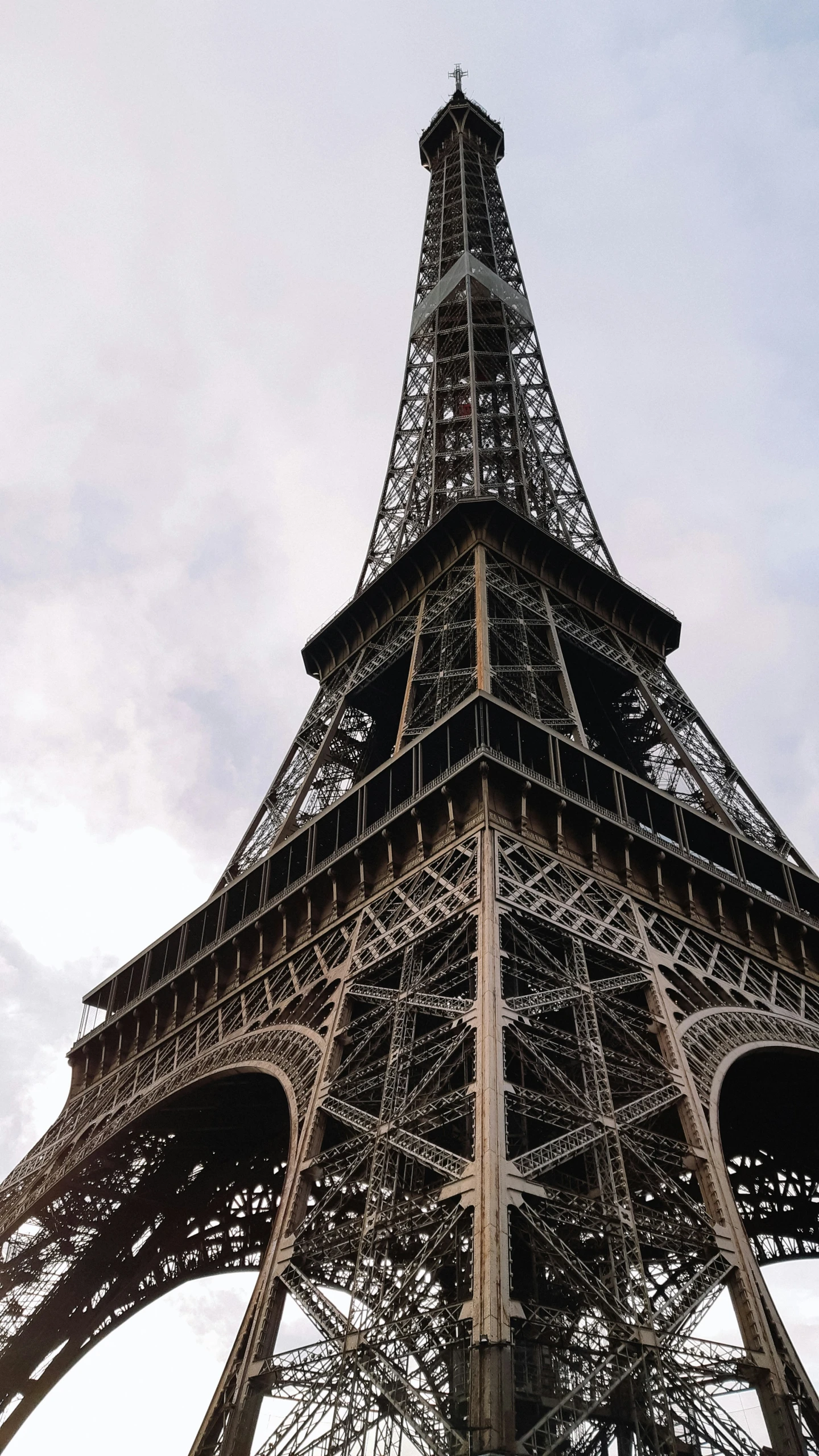 an image of the eiffel tower from underneath