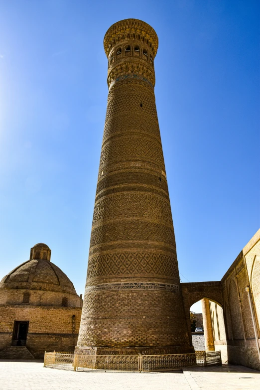 the tall tower with a round hole inside it
