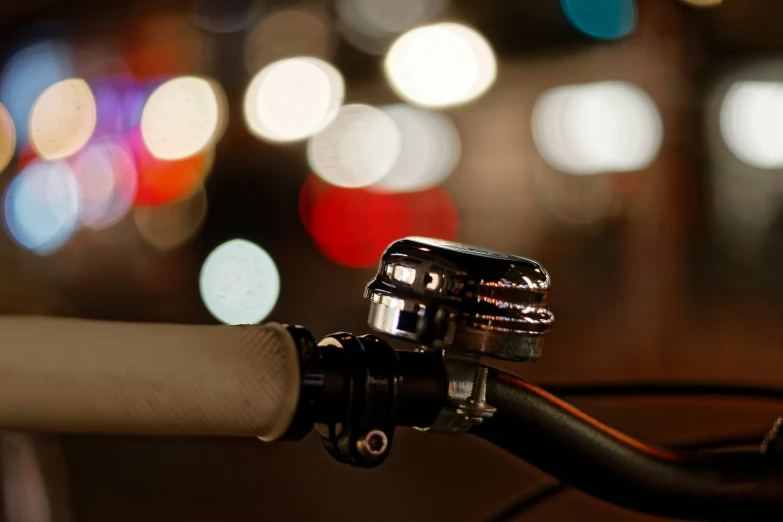 a close up s of the handlebars on a bike