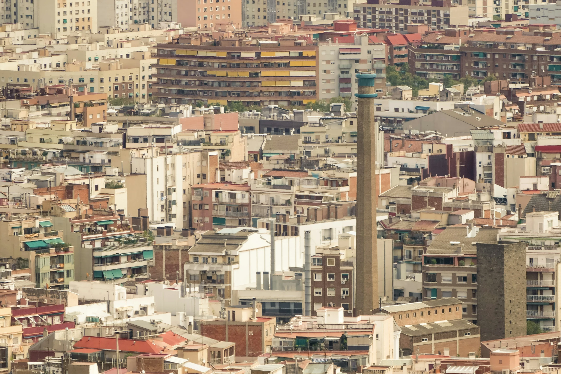 this is an aerial view of several buildings in the city