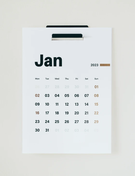 a po of a calendar with the year on it