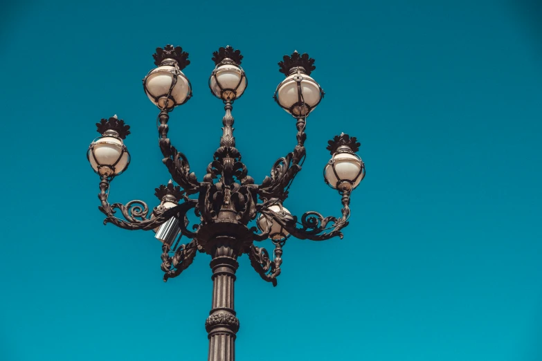 a light pole with four lights in it