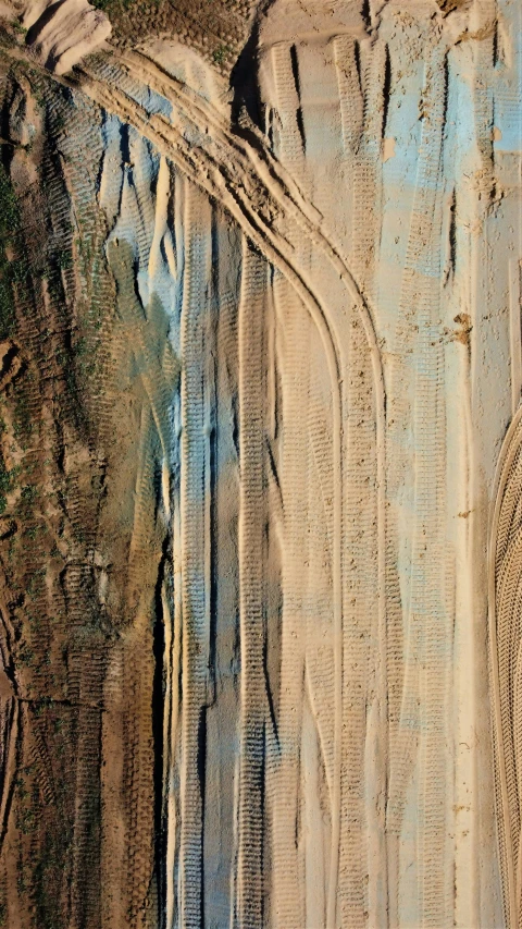 a very detailed looking view from the air of a long canyon