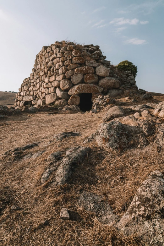 an image of a very old building on the desert