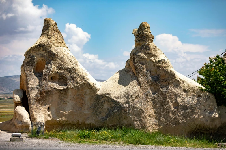 the rock formations are being displayed at the entrance to the park