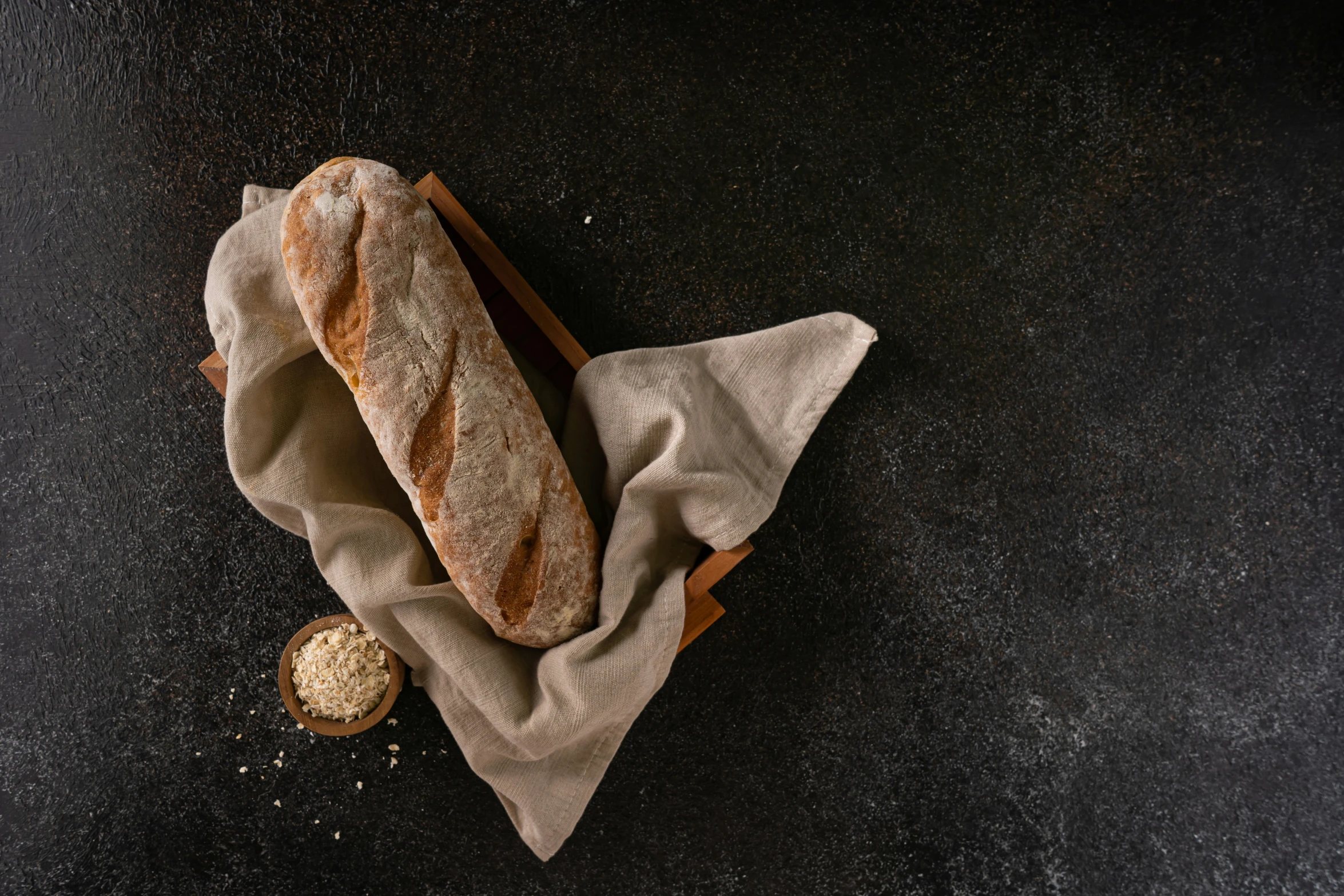 some bread is sitting on top of a towel