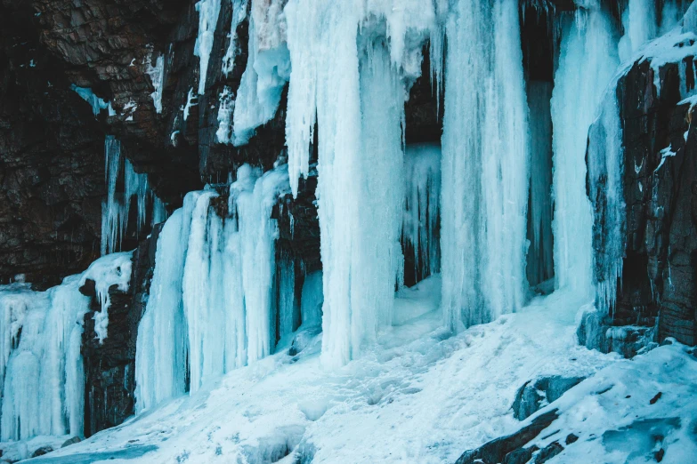this is an image of ice covered rock formations
