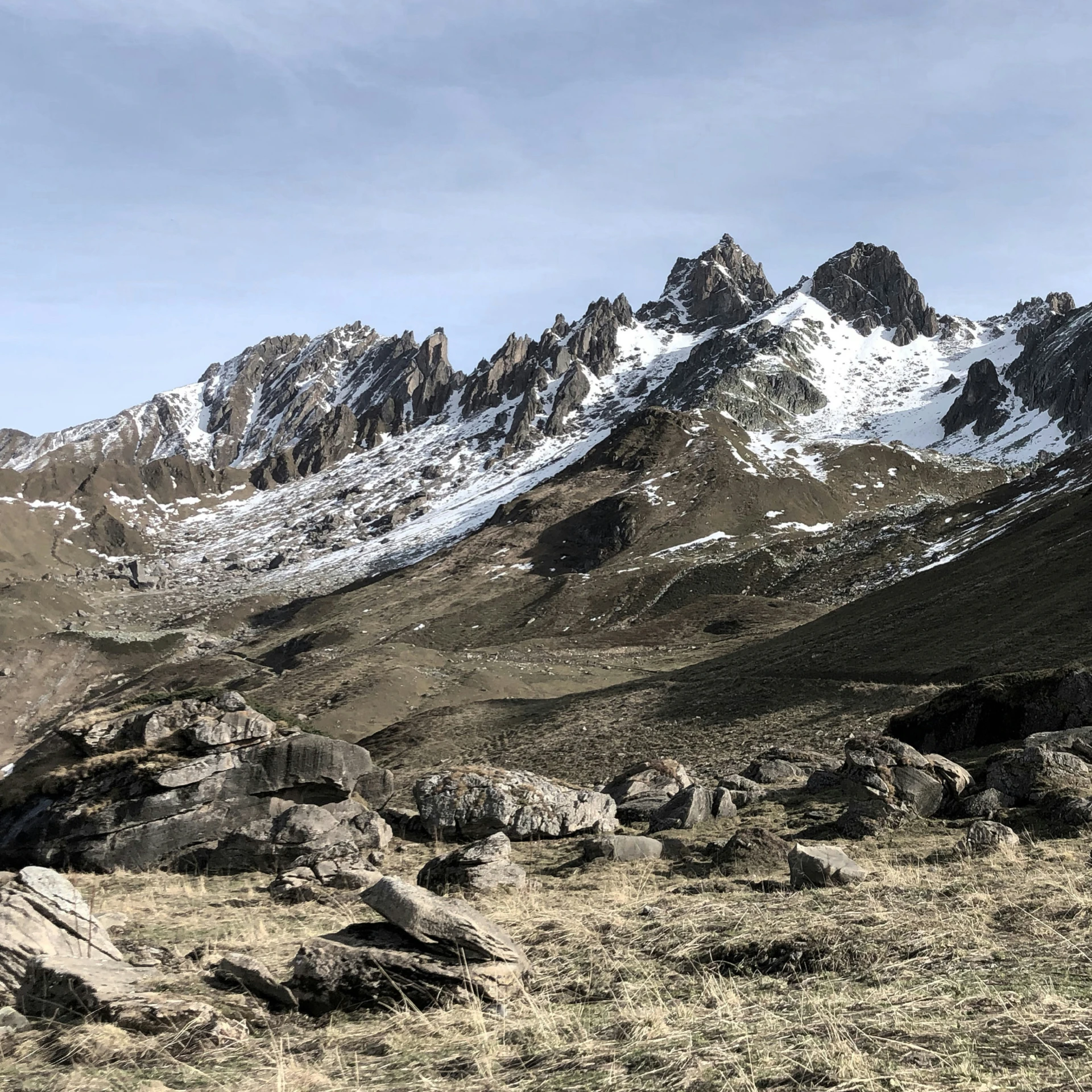 there are mountains with snow on them