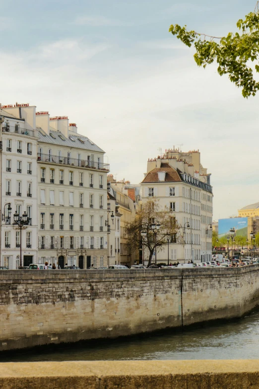 the city is very large and has lots of buildings