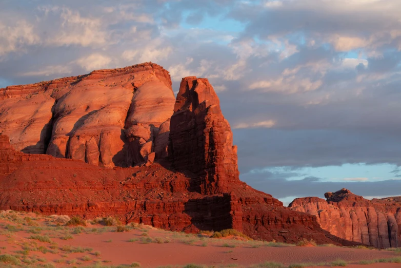 a po of the rock formations at wading hole, utah