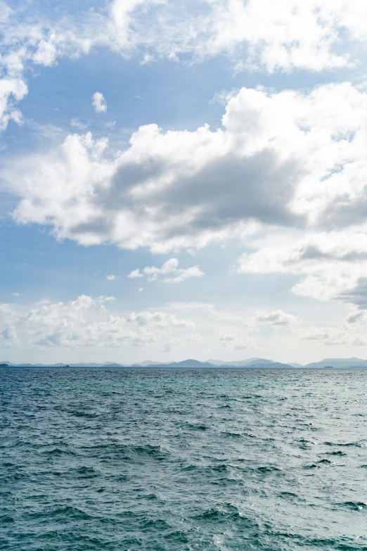 there are waves in the ocean during a cloudy day