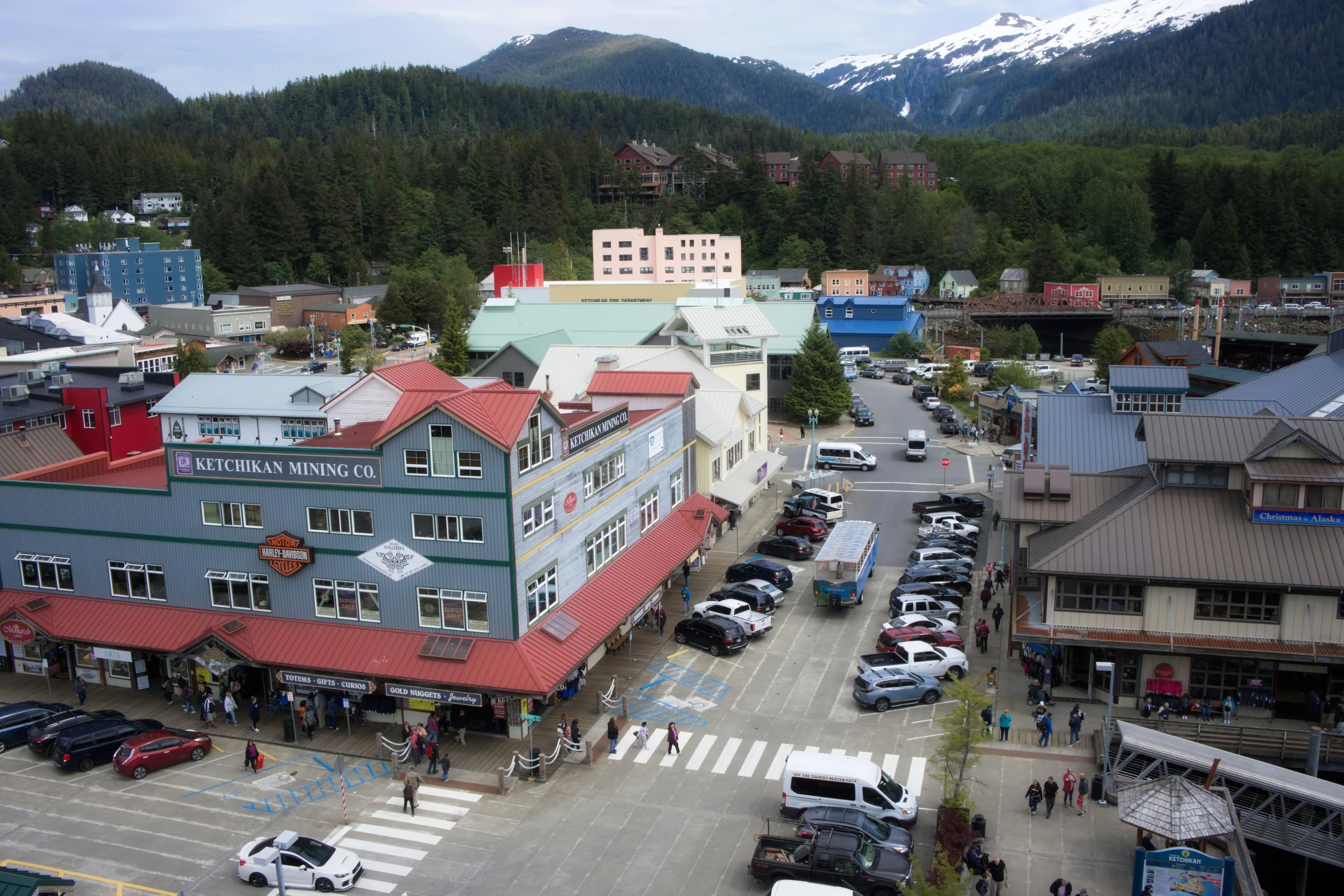 a town with lots of buildings on the sides of it