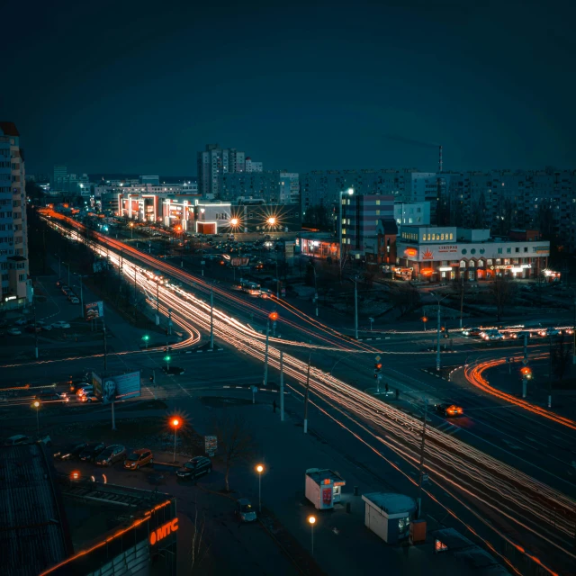 a long exposure po of a highway in a city