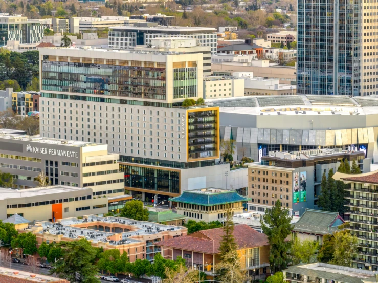 a bird - eye view of an urban area with buildings and other buildings