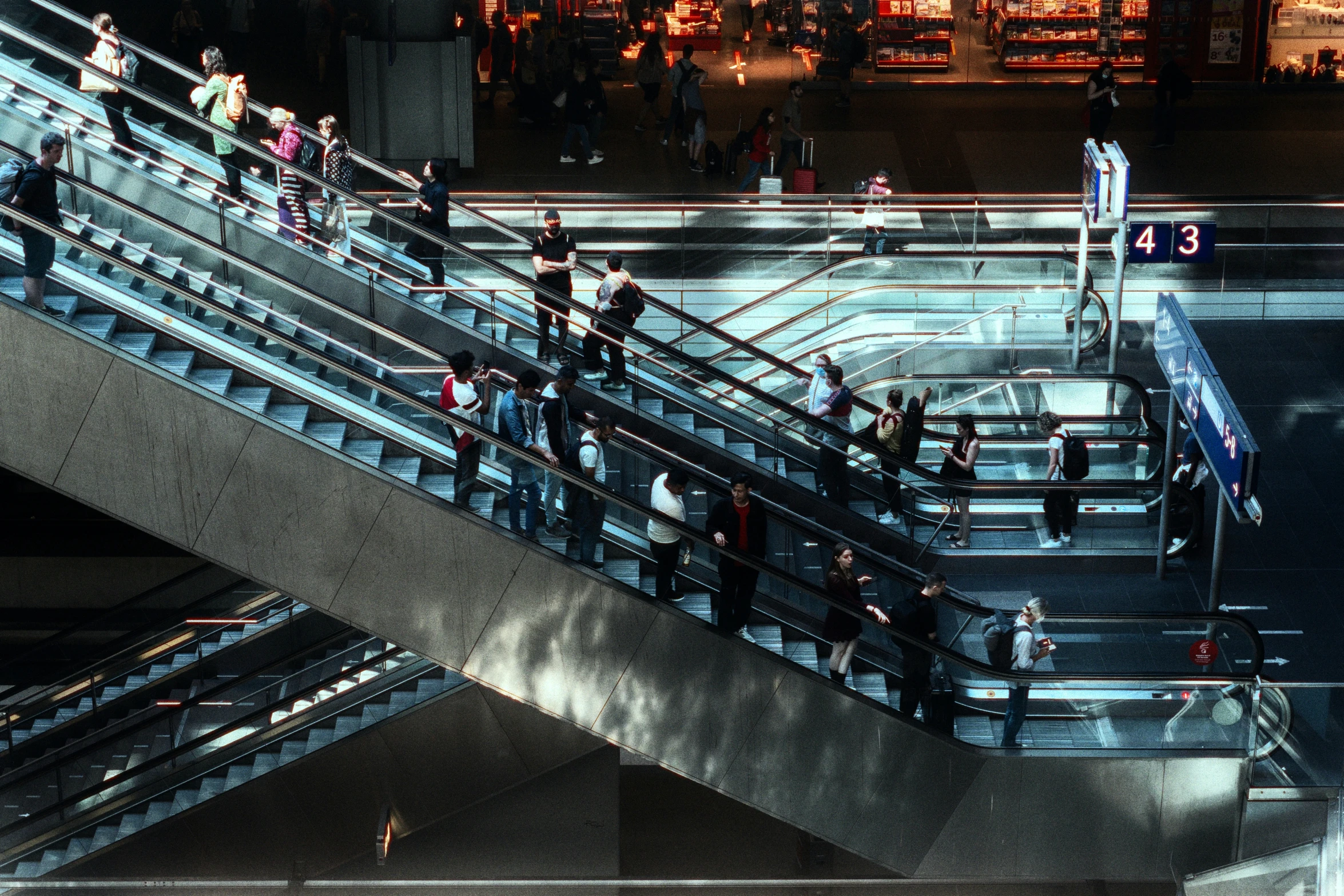 many people wait in line for the subway station