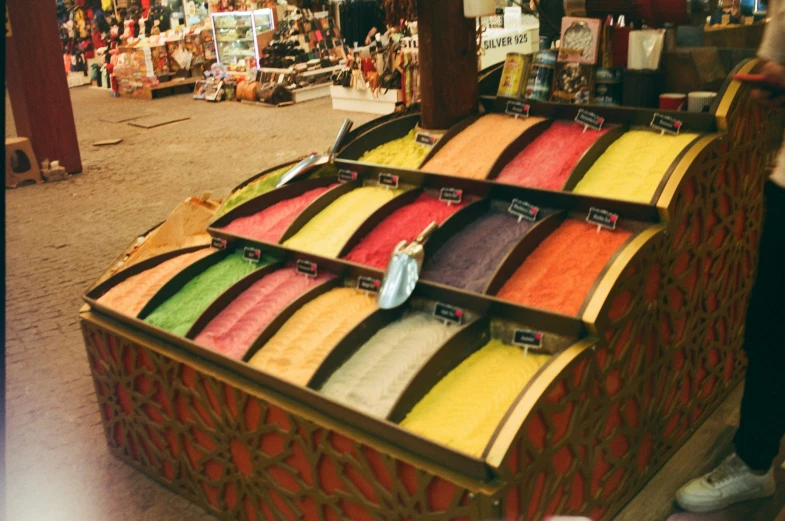 a display area that has many colors of fabric