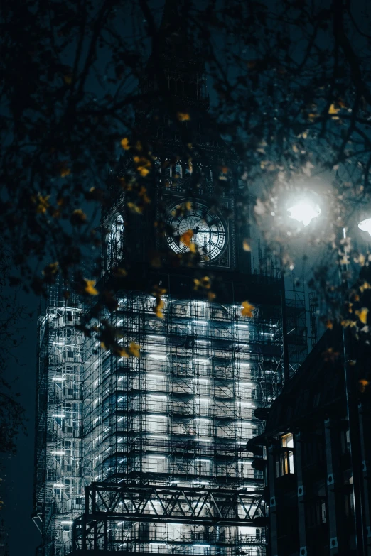 this is an image of the city lights shining on a building