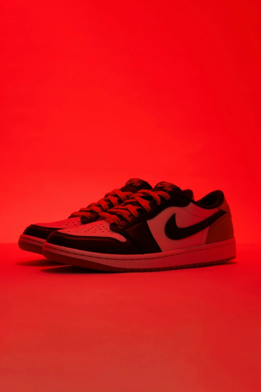 the air jordan 1 low splice is now available
