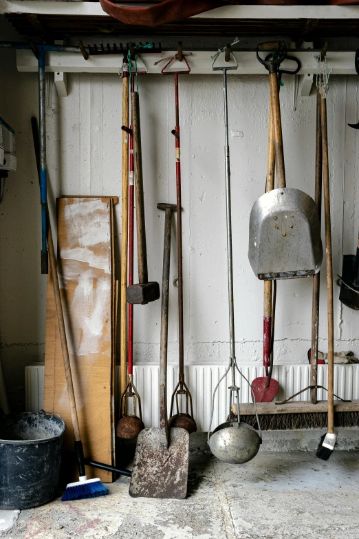 there are a lot of old tools in the room