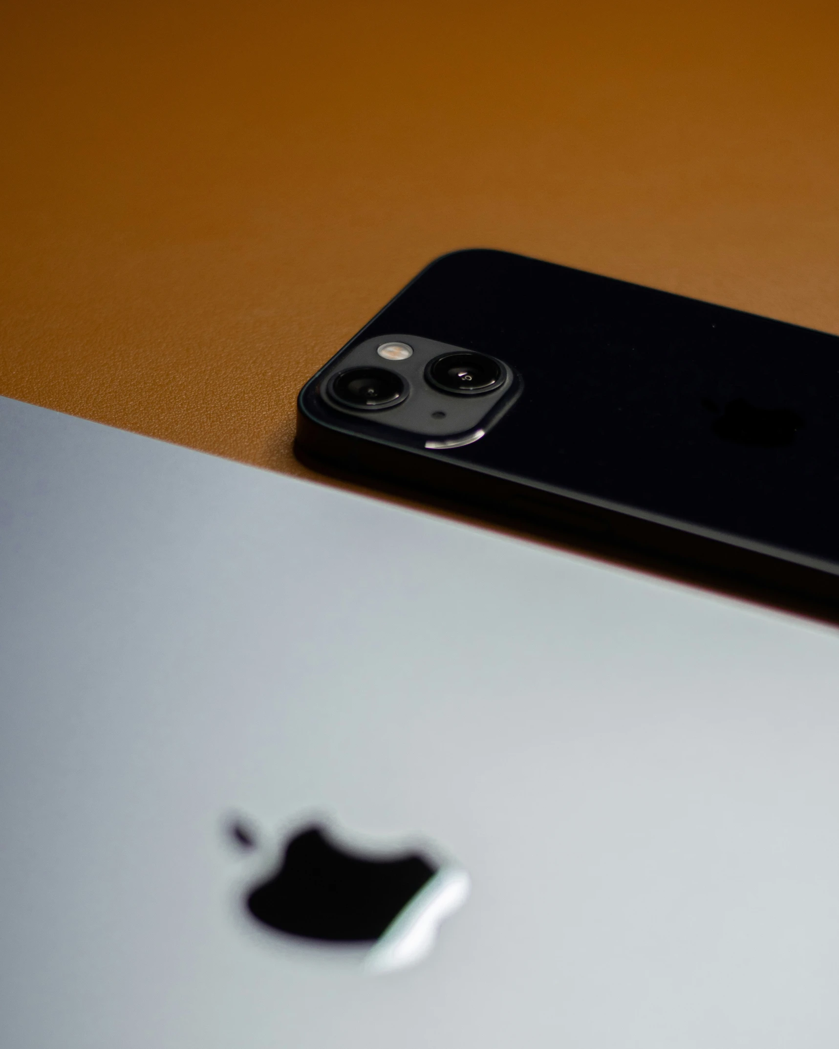 a close up of the front and back of an iphone