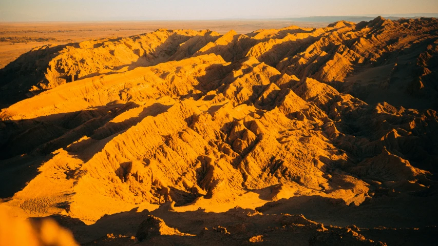 an image of a mountain range in the desert