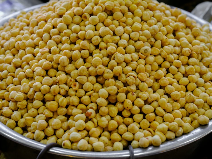 an image of a close up po of the yellow food