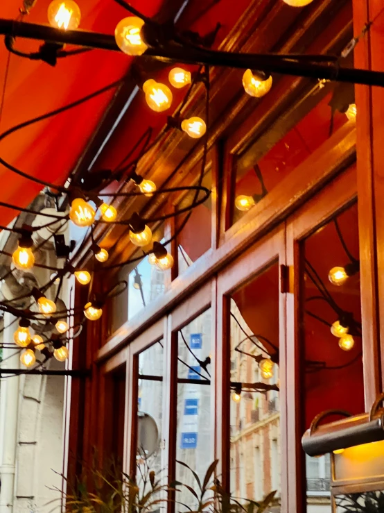 lights hanging in the middle of an indoor structure