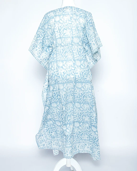 a dress made from an old fashioned pattern on a dummy